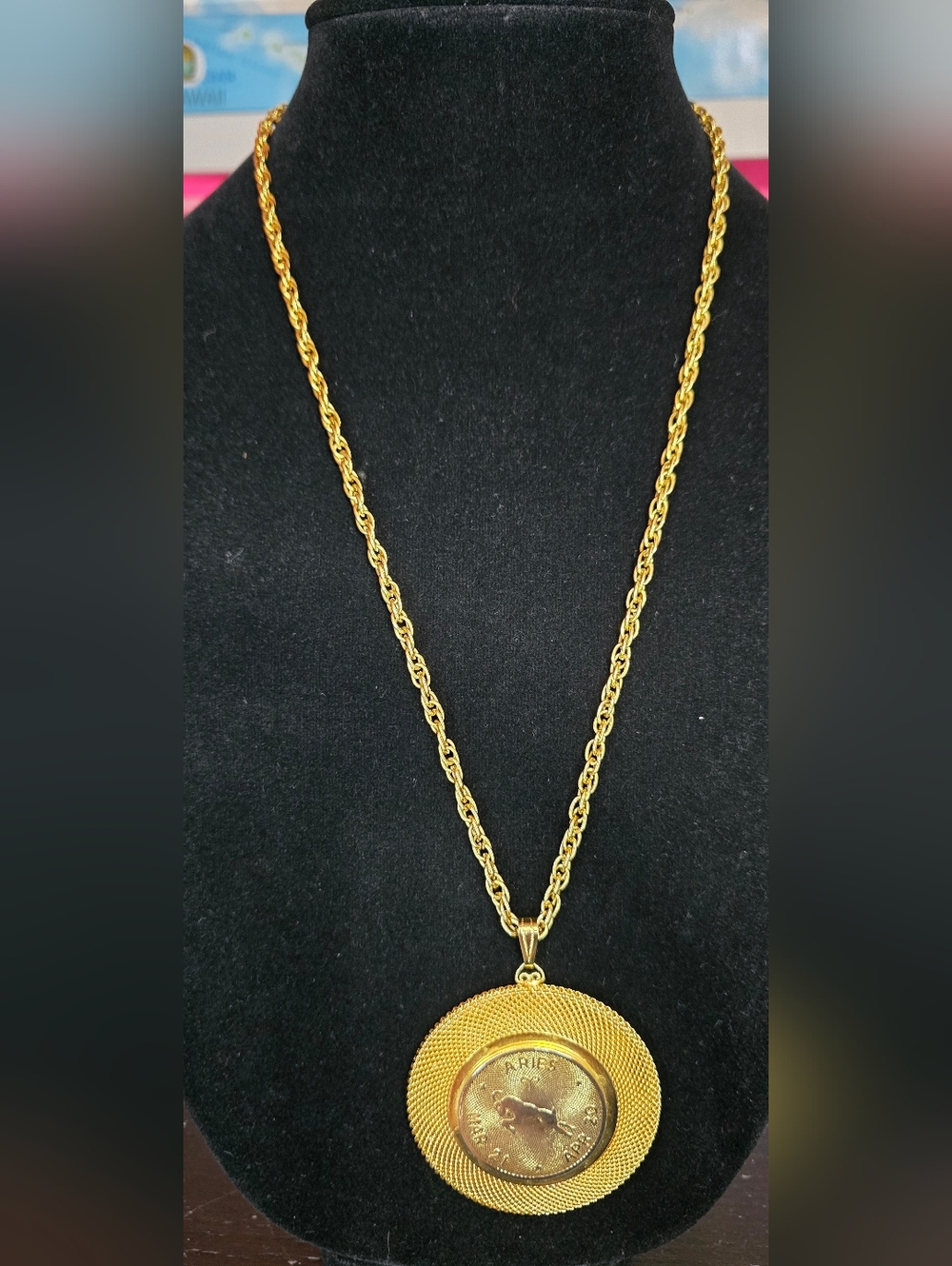 Vintage Gold-Tone Rope Chain 23" Necklace Aries MAR 21 APR 20 Medallion Pendant